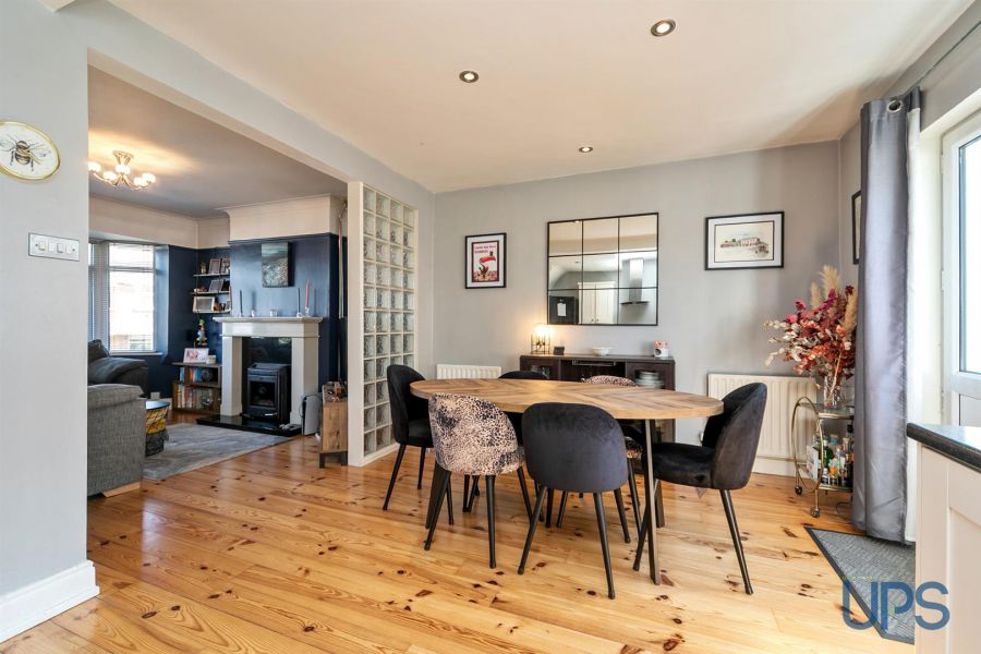 4 Sunnyhill Park