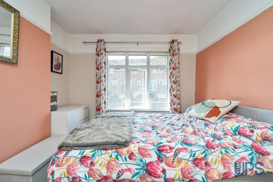 4 Sunnyhill Park
