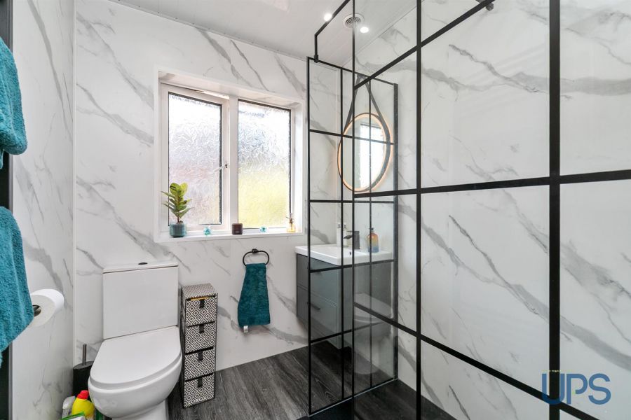 4 Sunnyhill Park