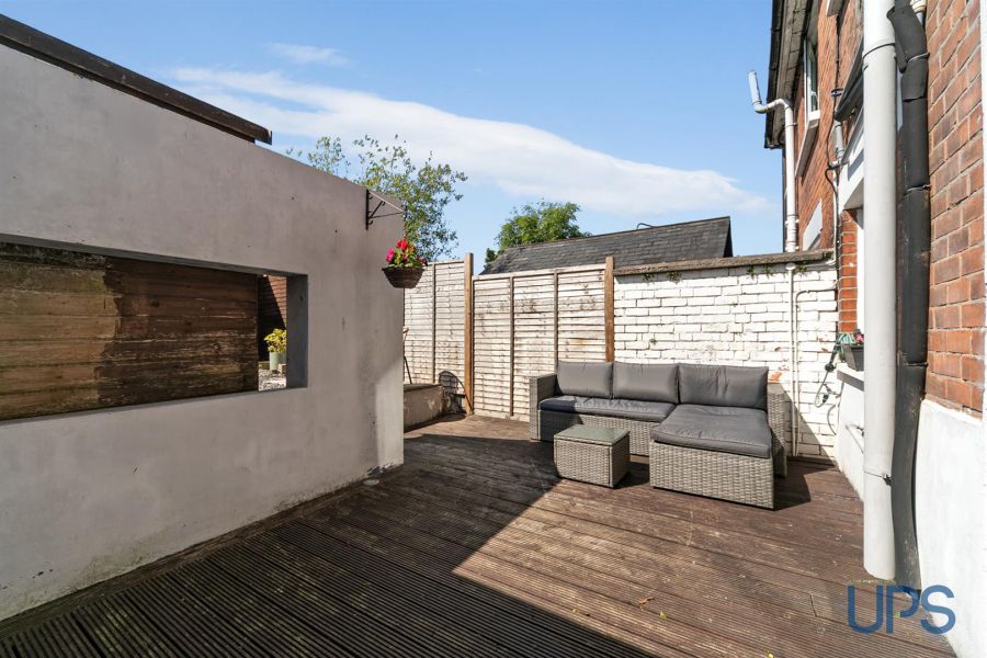 4 Sunnyhill Park