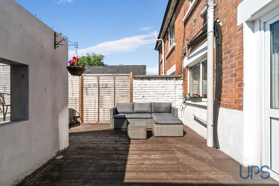 4 Sunnyhill Park
