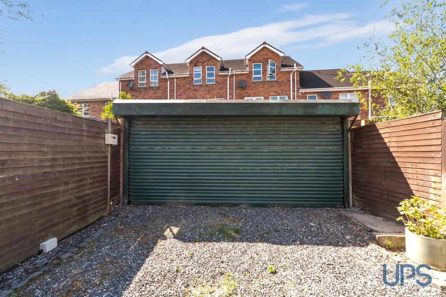 4 Sunnyhill Park