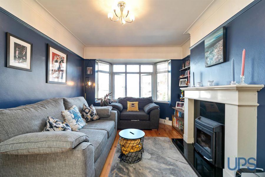 4 Sunnyhill Park