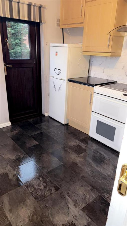 54 Barnfield Road
