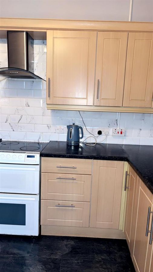 54 Barnfield Road