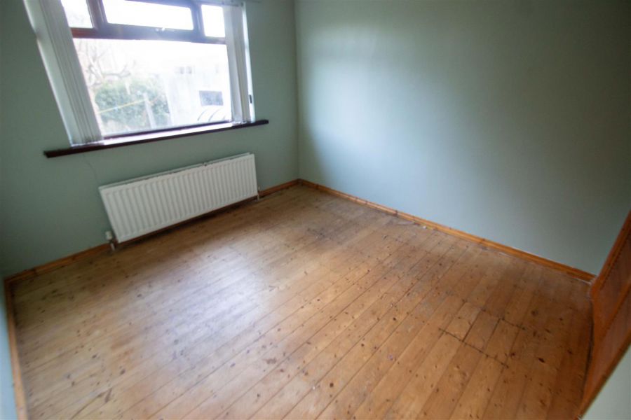 54 Barnfield Road