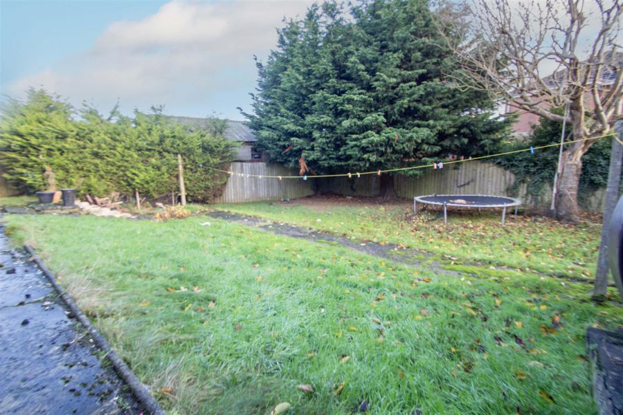 54 Barnfield Road