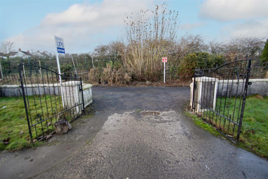 54 Barnfield Road