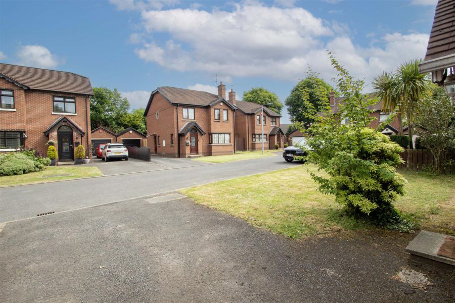 8 Kestrel Grange 8 Kestrel Grange