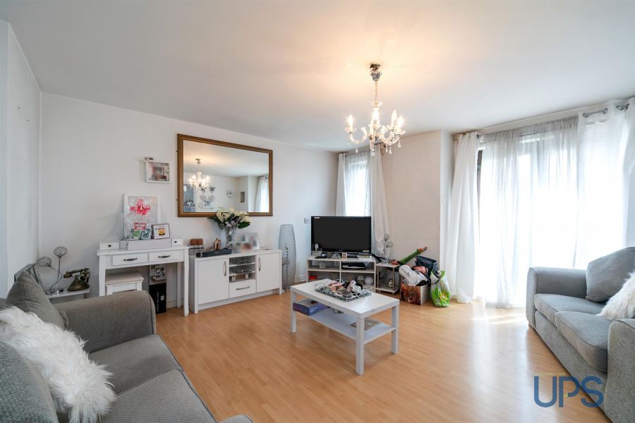 Apt 9b Aranmor