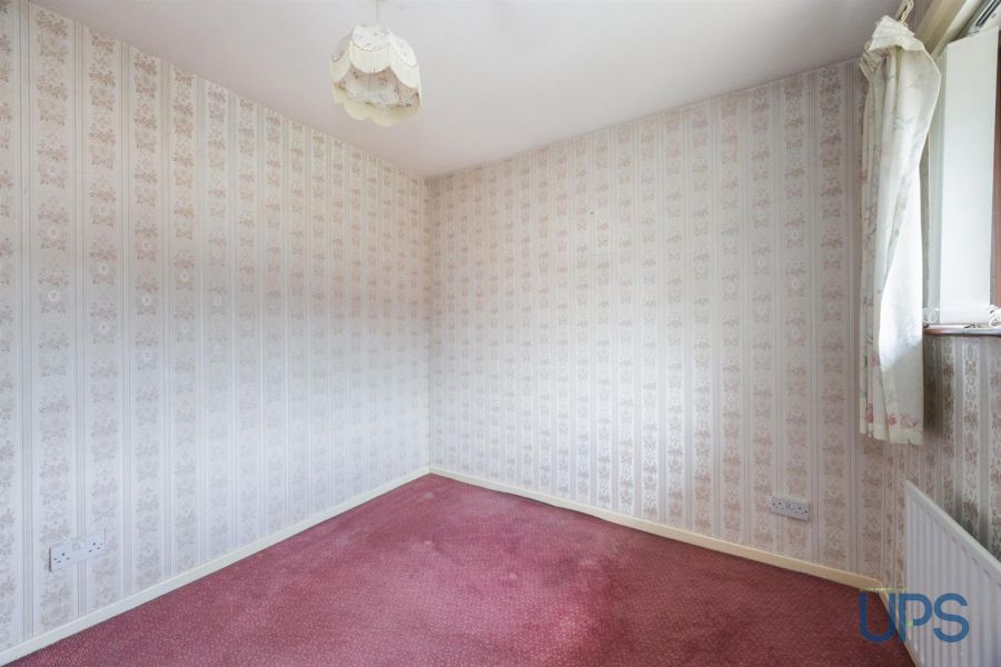 36 Andersonstown Park West