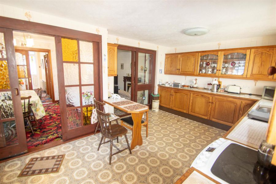 83 Stewartstown Park