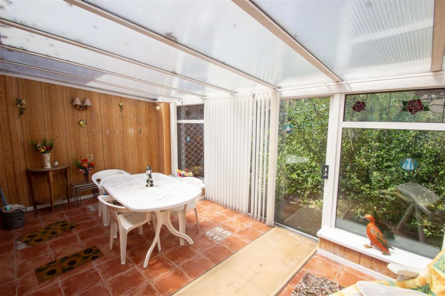 83 Stewartstown Park