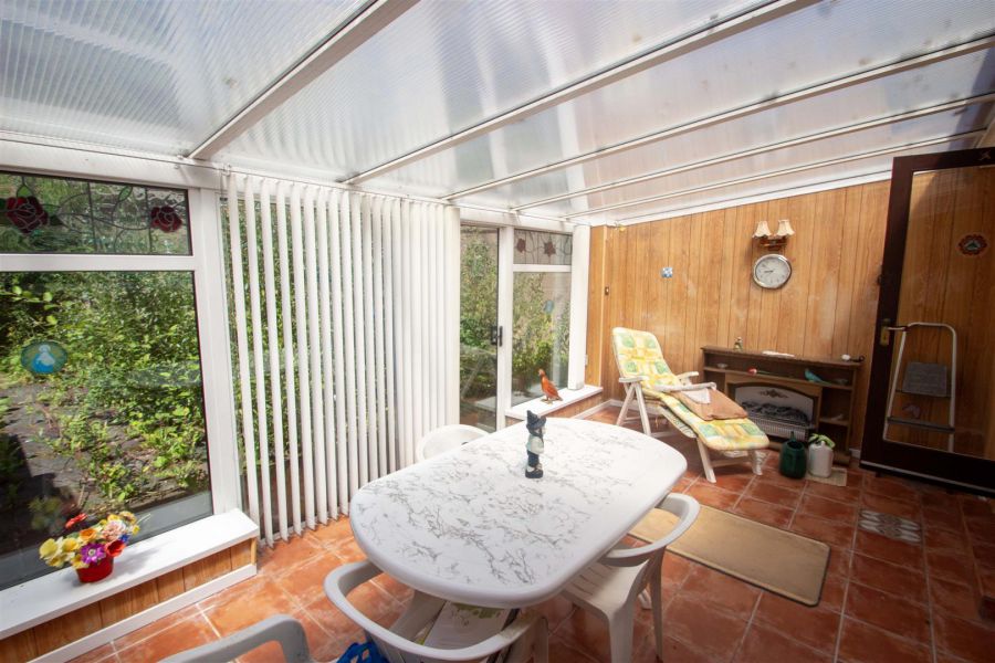 83 Stewartstown Park