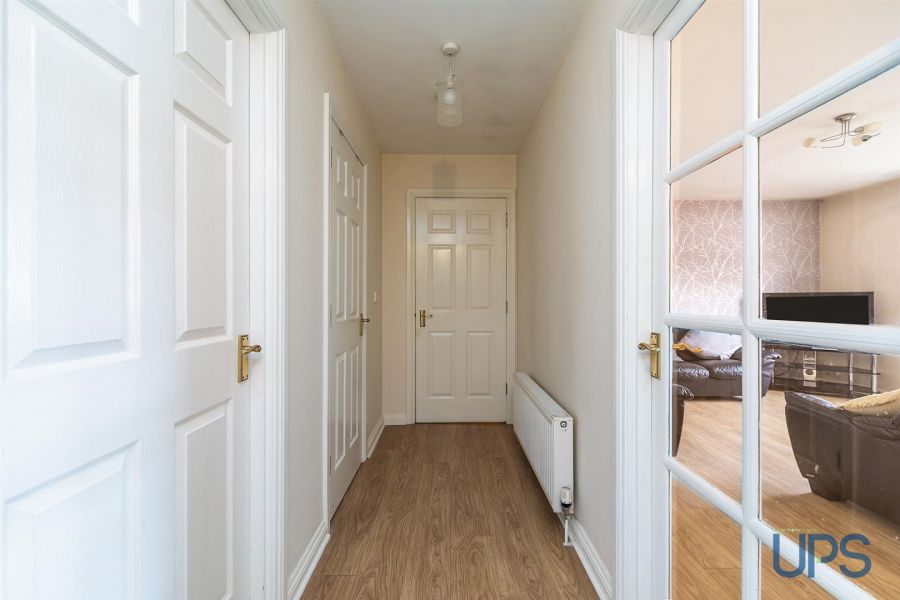 Apt 11, 15 St. Annes Road