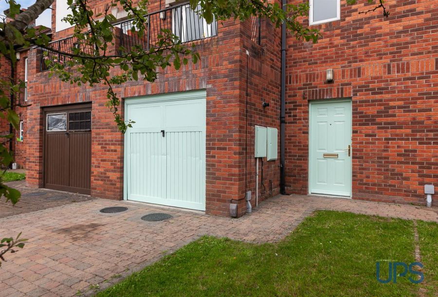 10 St. Annes Road