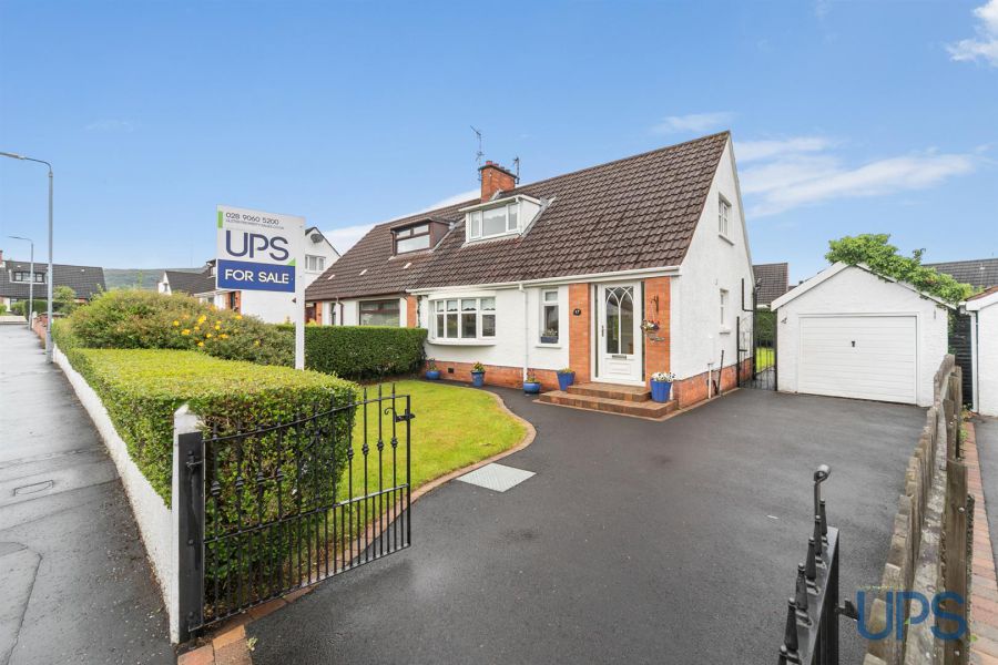 17 Ladybrook Avenue