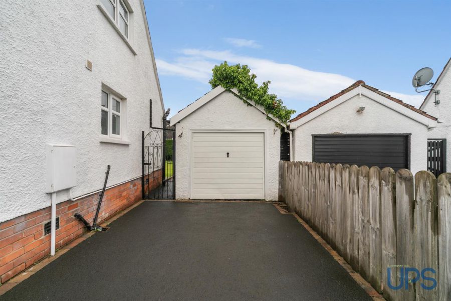 17 Ladybrook Avenue