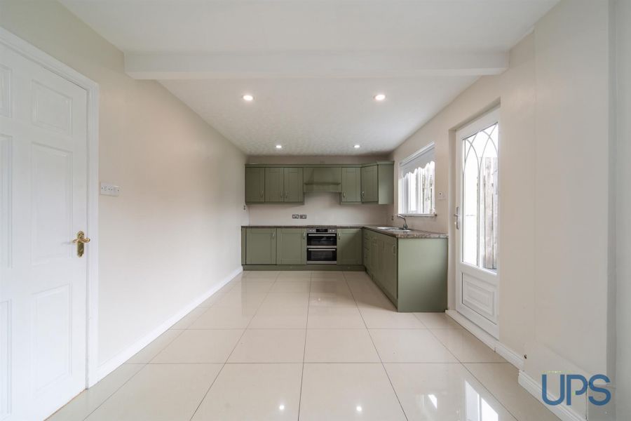 17 Ladybrook Avenue