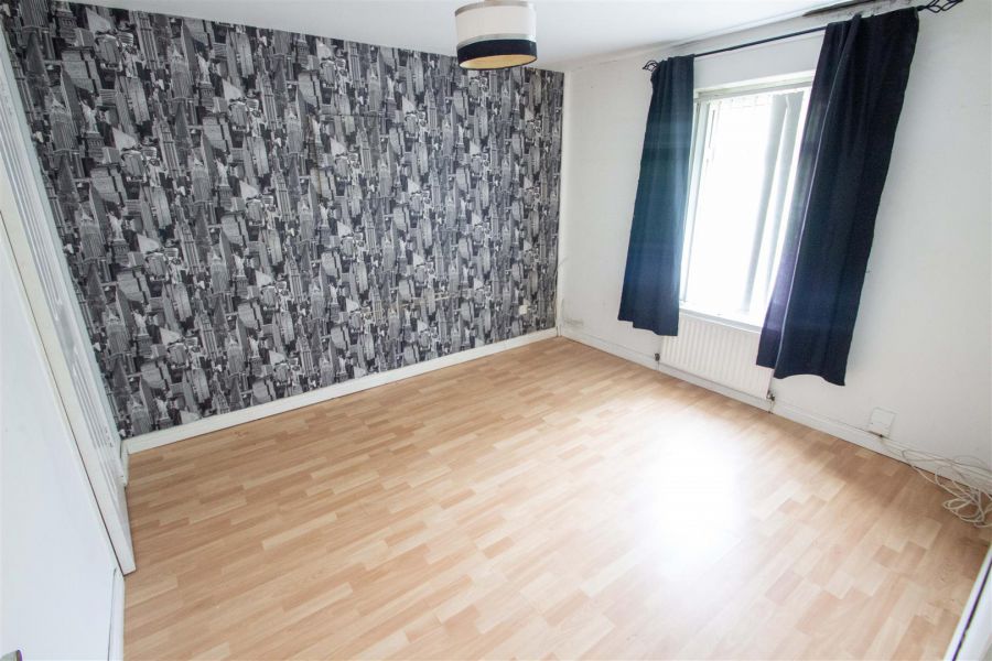 2 Ardcaoin Avenue