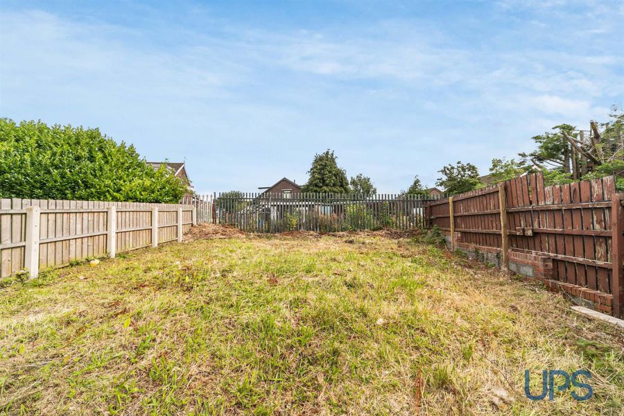 Apt 37 Navan Green