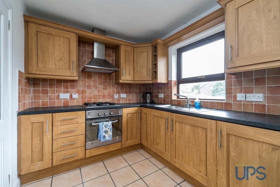 Apt 37 Navan Green