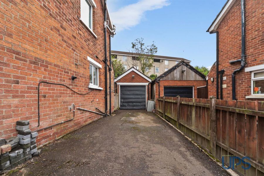 148 Stewartstown Park