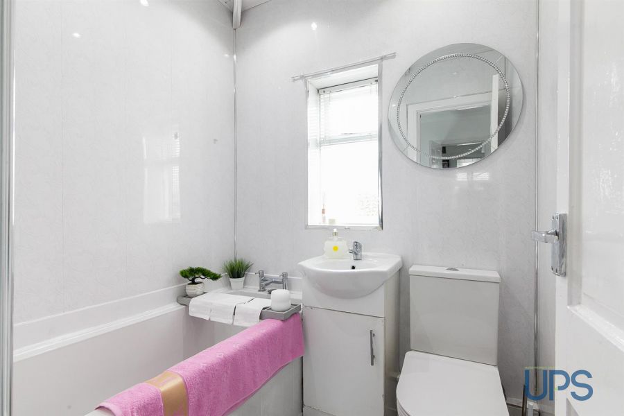 10 Andersonstown Park 10 Andersonstown Park