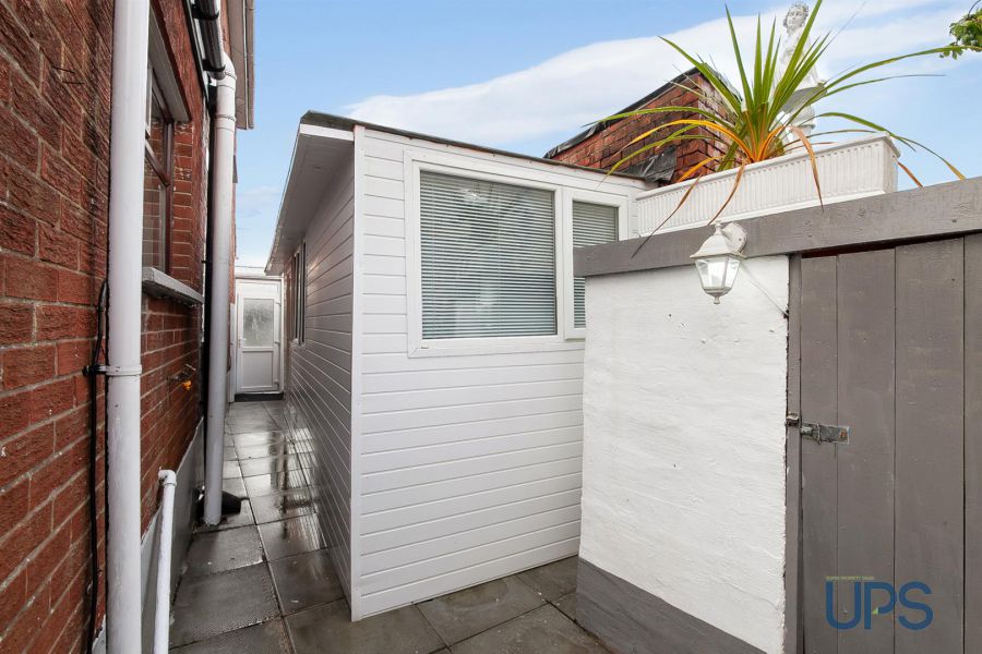 10 Andersonstown Park 10 Andersonstown Park