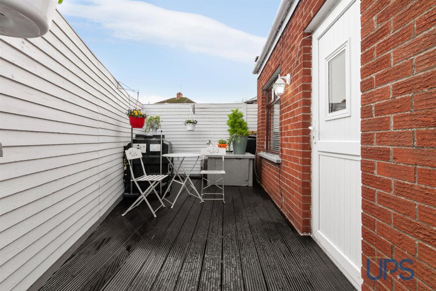10 Andersonstown Park 10 Andersonstown Park