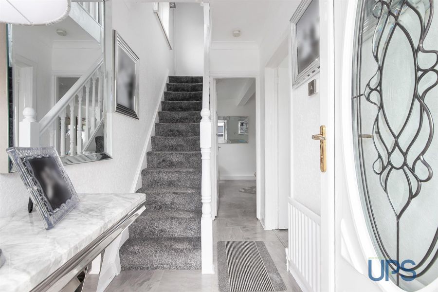 10 Andersonstown Park 10 Andersonstown Park