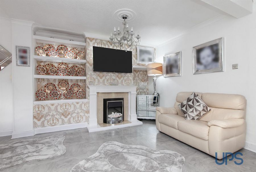 10 Andersonstown Park 10 Andersonstown Park