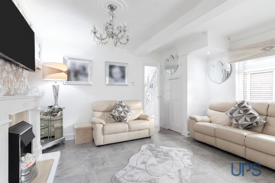10 Andersonstown Park 10 Andersonstown Park