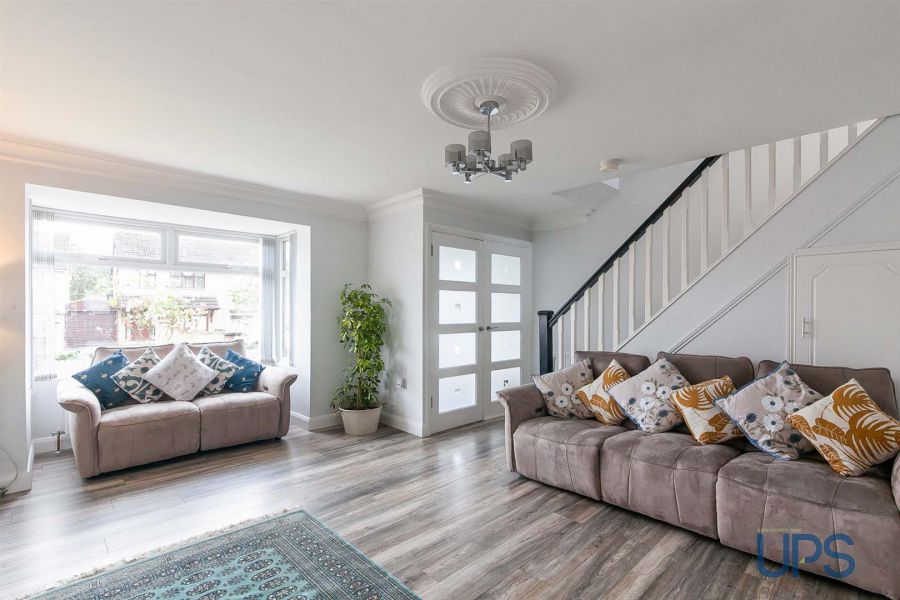 32 Coolnasilla Park West