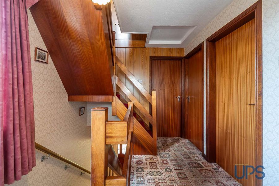 71 Stewartstown Park