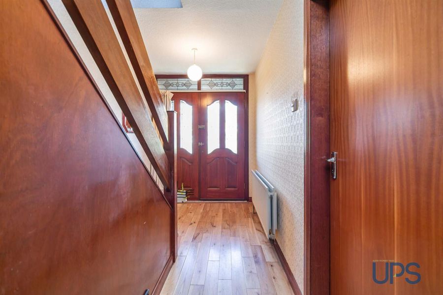 71 Stewartstown Park