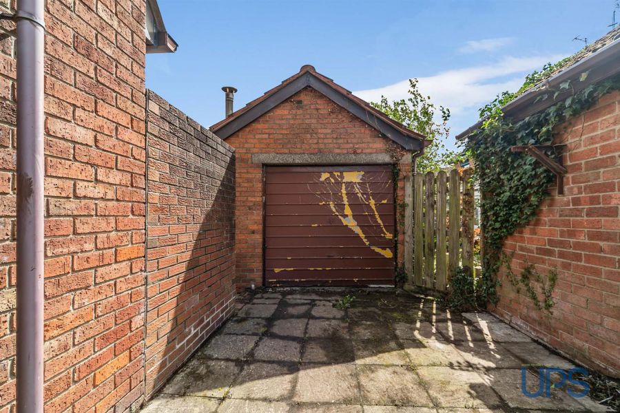 71 Stewartstown Park