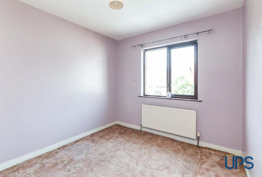 78 Garnock Hill