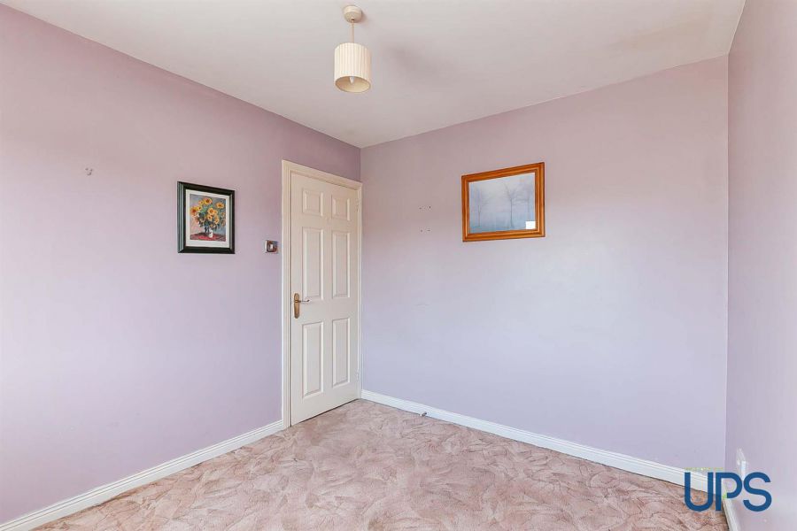 78 Garnock Hill