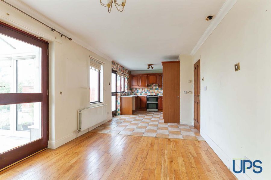 78 Garnock Hill