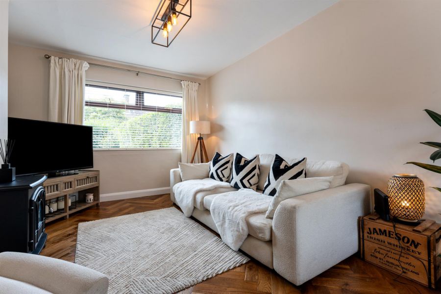 31 Creeve Walk