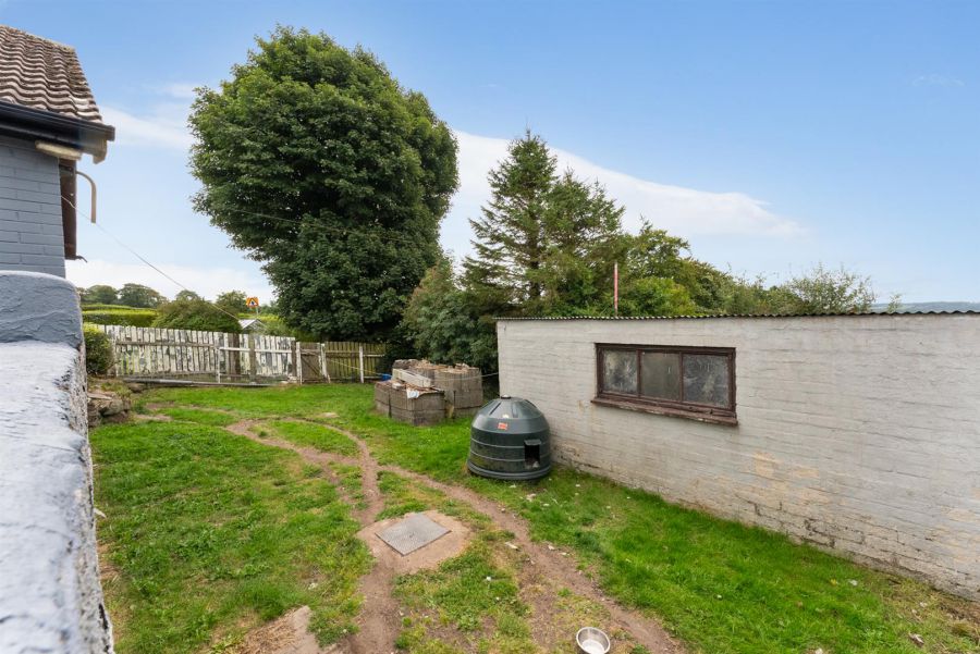 5 Rock Road