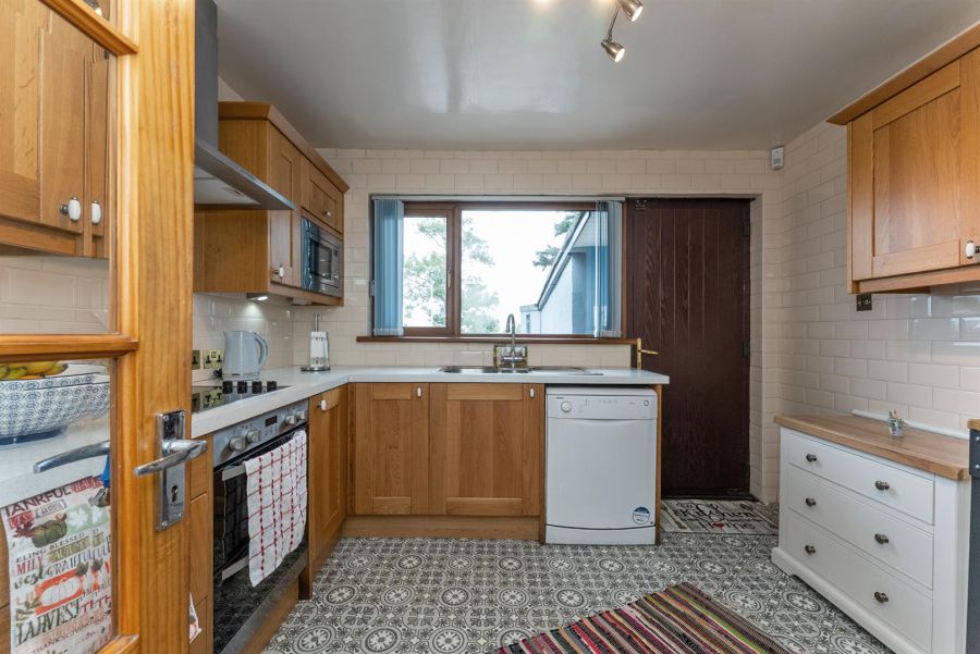 5 Rock Road