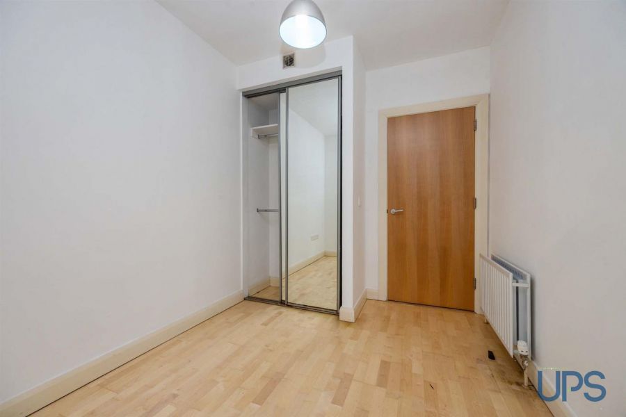 Apt 6 The Ross Building