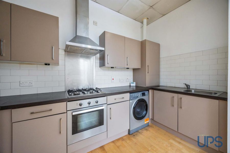 Apt 6 The Ross Building