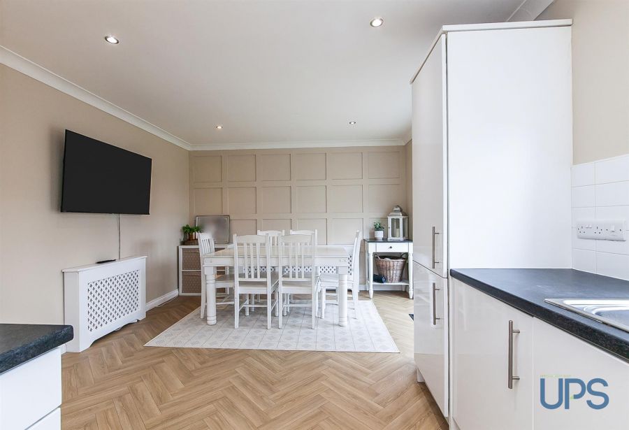 10 Lagmore View Way