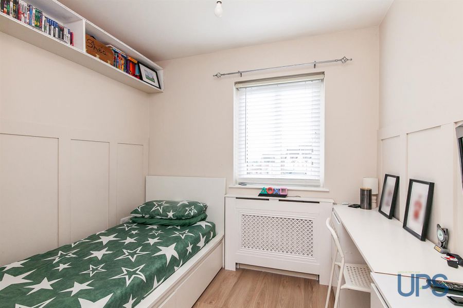 10 Lagmore View Way