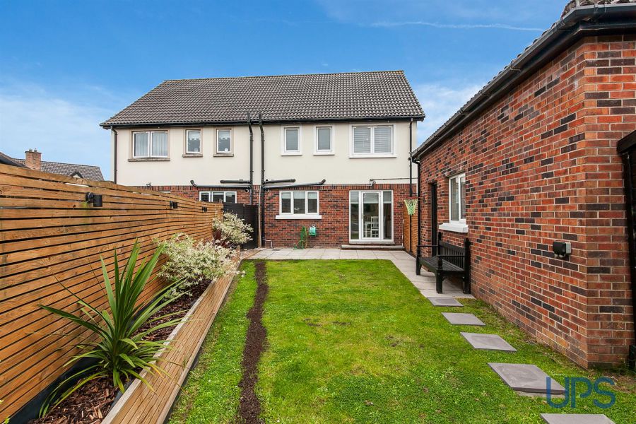 10 Lagmore View Way