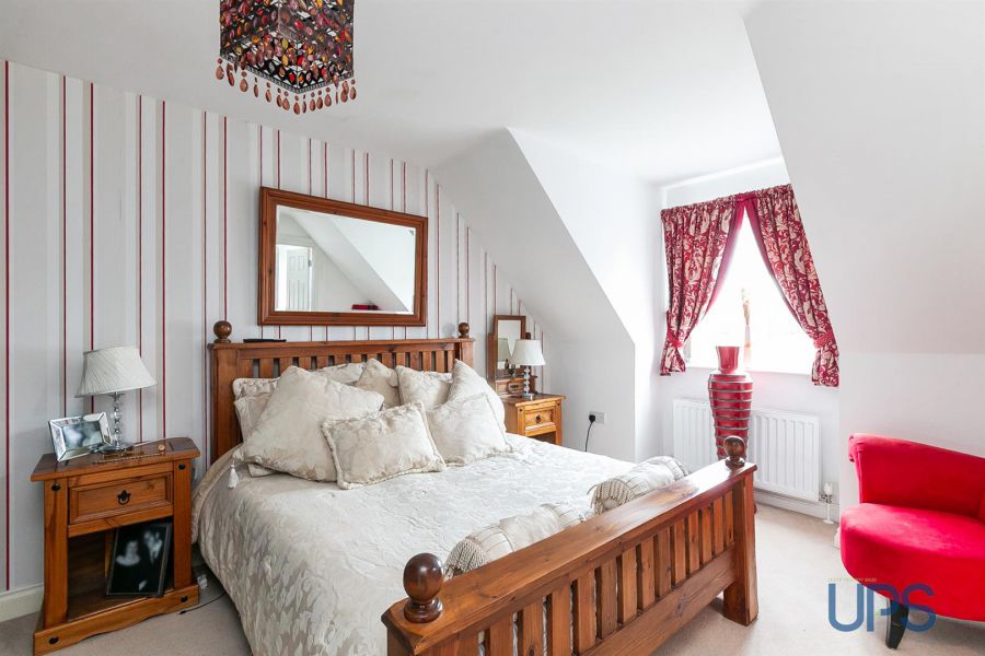 5 Lagmore View Crescent