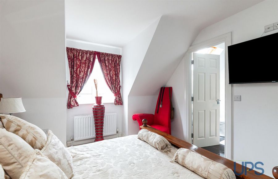 5 Lagmore View Crescent
